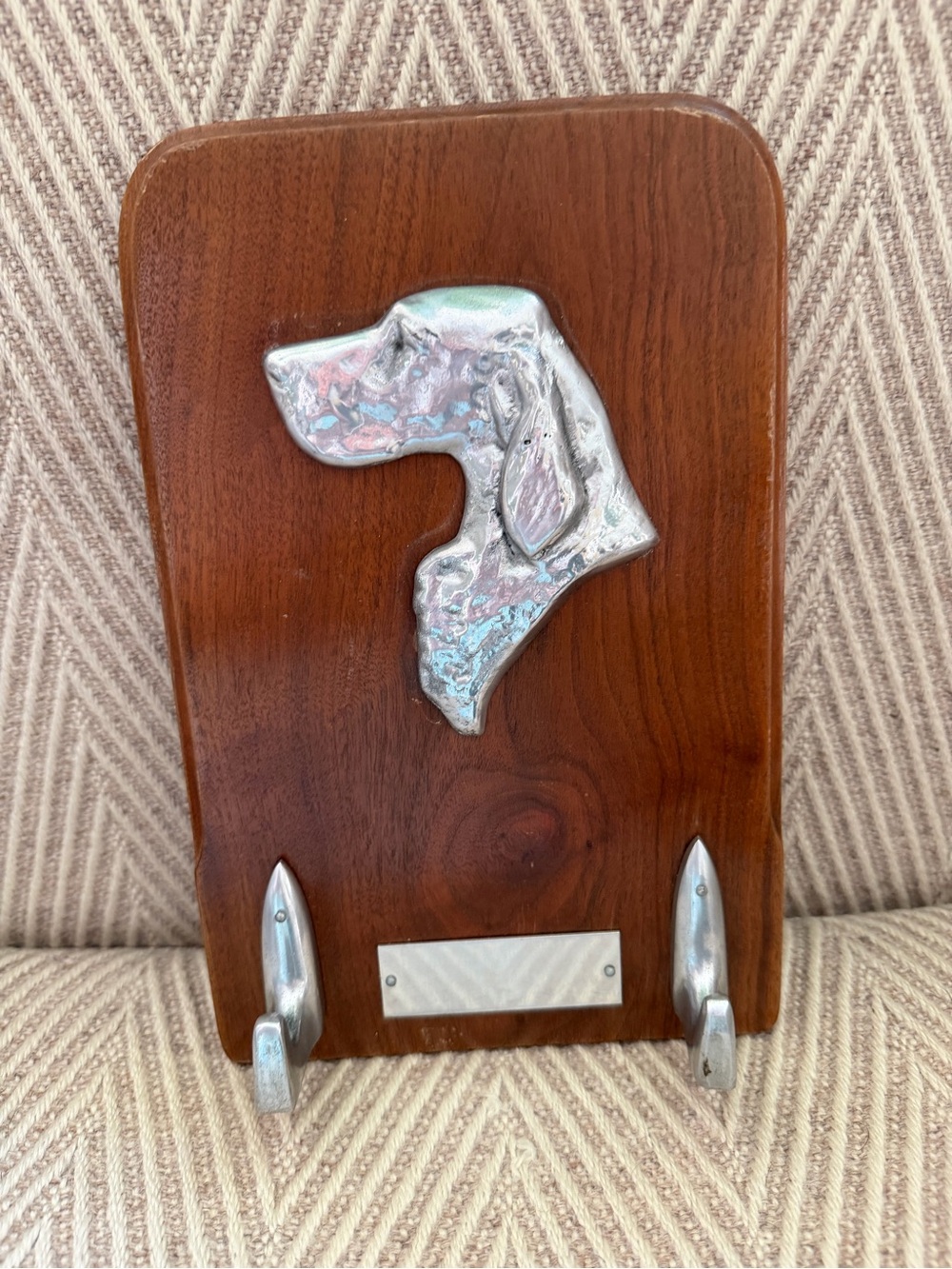 Exquisite Silver Dog Head On Oak Wooden - 2 Hooks  - Wall Hanger